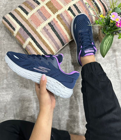 SKECHERS RUNNING DAMA