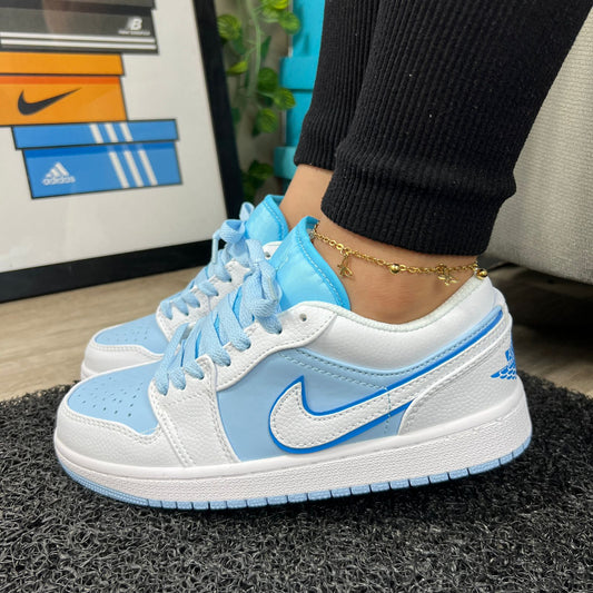 NIKE JORDAN RETRO 1 LOW  BLUE