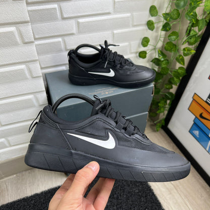 NIKE SB NYJAH