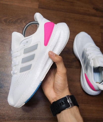 Adidas Ultra Boost  Dama.