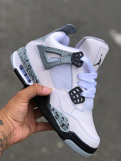 JORDAN RETRO 4