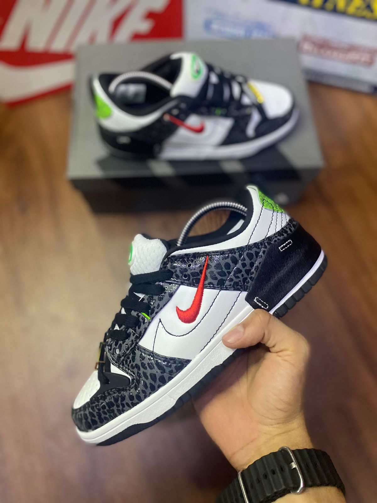 Nike Dunk Low Disrupt.