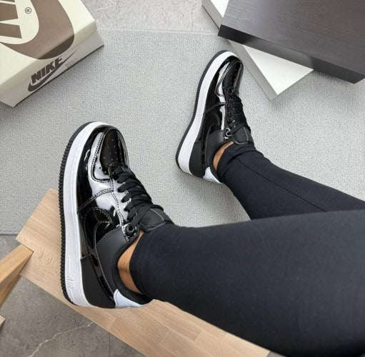 Nike Air Force 1 de charol