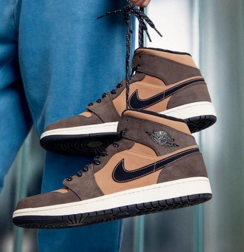 Jordan 1 Mid SE "Dark